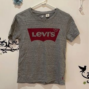 Authentic Levi’s Gray T-Shirt